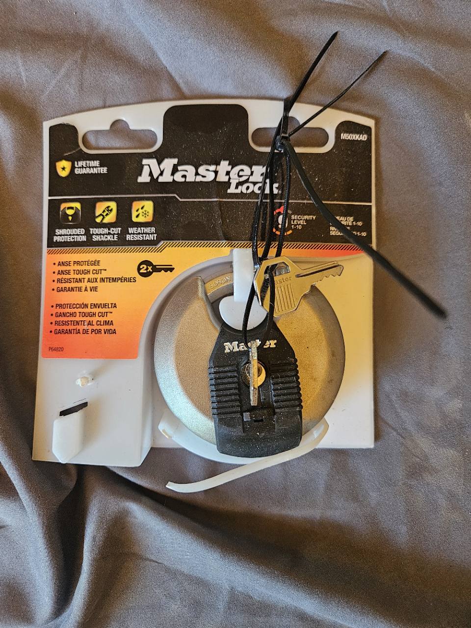 Master Lock M50XKAD padlock with keys in packaging