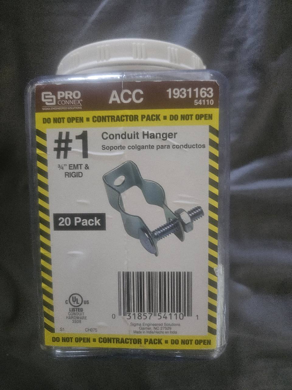 PRO CONNEX 54110 20-pack conduit hangers actual jar label